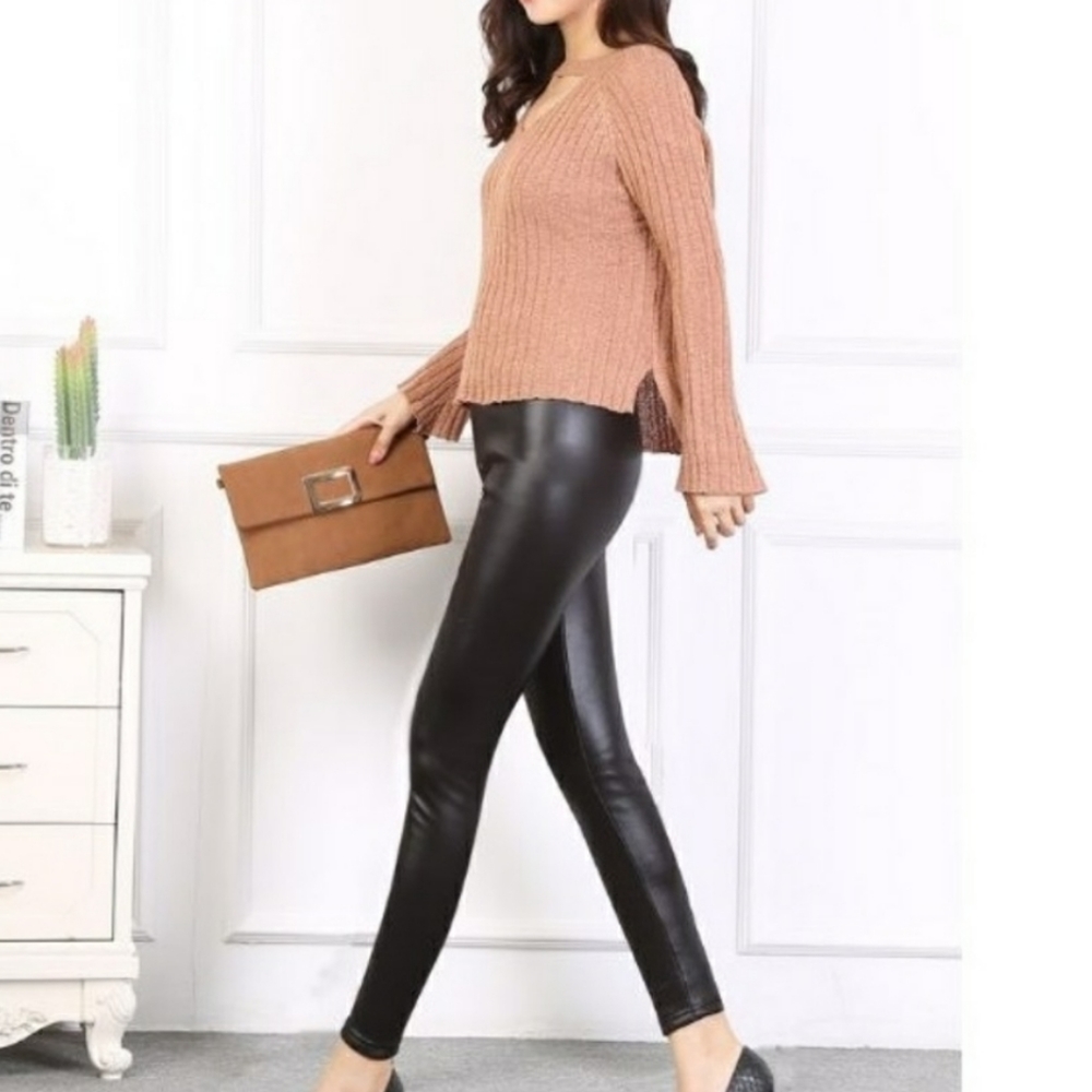 NEW | Faux Leather Leggings with Velvet Lining - Picture 2 of 5